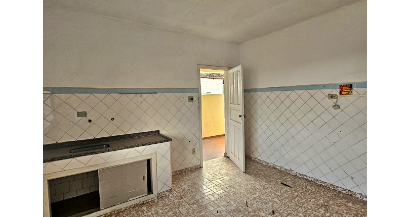 Sobrado à venda no Bairro do Jardim Mangalot na Rua Manoel Ferreira Barbosa,