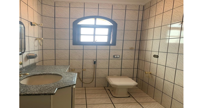 Sobrado à venda no Bairro da Vila Miriam na Rua José Antônio Pereira,