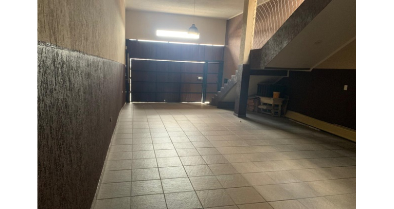 Sobrado à venda no Bairro da Vila Miriam na Rua José Antônio Pereira,