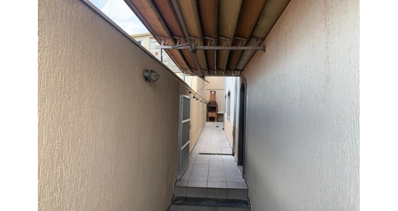 Sobrado à venda no Bairro da Vila Miriam na Rua José Antônio Pereira,