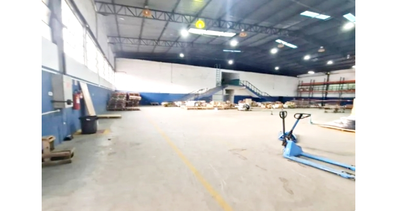  Galpão à venda em Osasco no Bairro Industrial Anhangüera