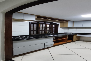 LINDO Sobrado à venda no Bairro do Jardim São João (Jaraguá) na Rua Friedrich Von Voith 489,