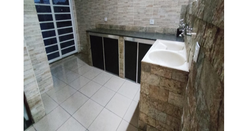 LINDO Sobrado à venda no Bairro do Jardim São João (Jaraguá) na Rua Friedrich Von Voith 489,