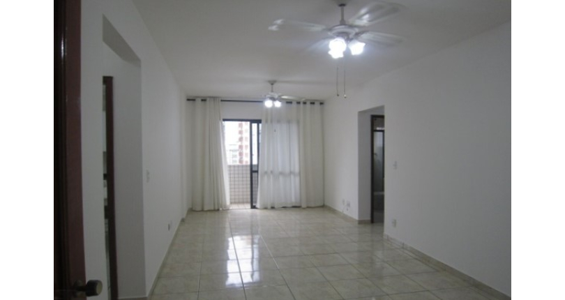 Oportunidade: Apartamento à venda na Praia Grande no Bairro da Guilhermina na Rua Colômbia 180