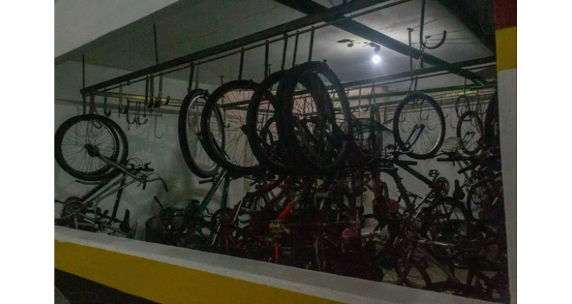 Oportunidade: Apartamento à venda na Praia Grande no Bairro da Guilhermina na Rua Colômbia 180