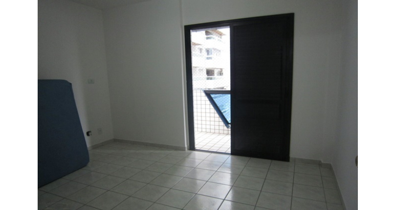 Oportunidade: Apartamento à venda na Praia Grande no Bairro da Guilhermina na Rua Colômbia 180