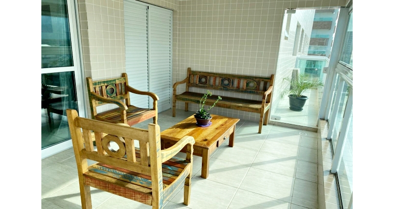 Apartamento à venda na Praia Grande no Bairro Caiçara na Avenida Nossa Senhora de Fátima 444,