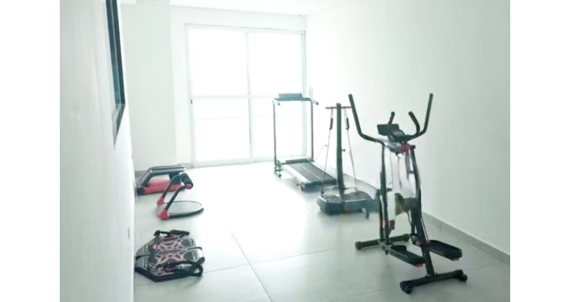 Apartamento à venda na Praia Grande no Bairro Real na Avenida Presidente Castelo Branco 16080, no Condomínio Edifício Água Marinha 