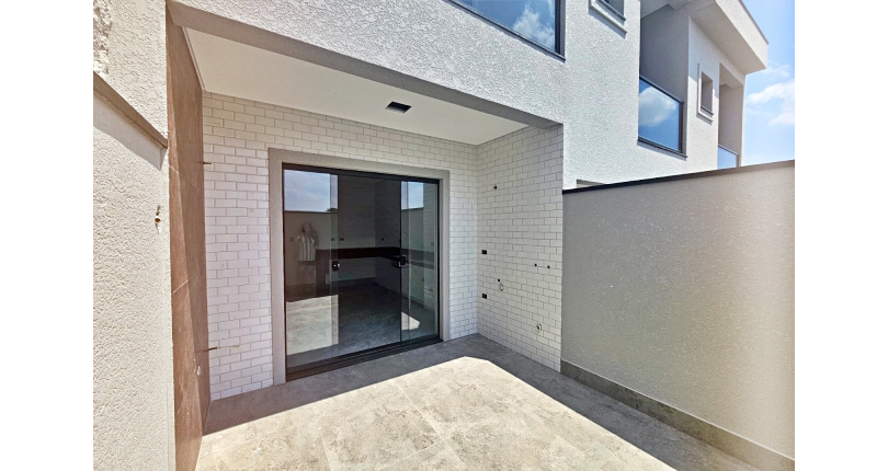 Oportunidade Única: Lindo Sobrado novo à venda no Bairro do Jardim Maristela na Rua Galdino Catunda Gondim 24,