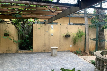 Terreno à venda no Bairro da  Ayrosa na Rua Garça, 