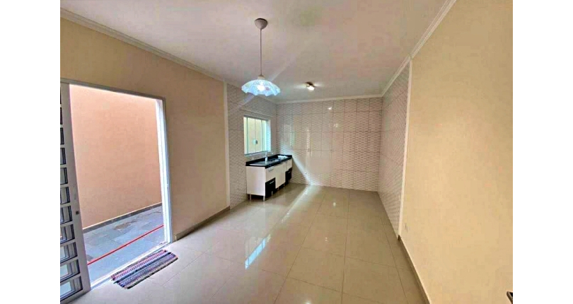 Bom Sobrado à venda no Bairro do Conjunto Residencial Vista Verde na Rua Ricardo Abed, 