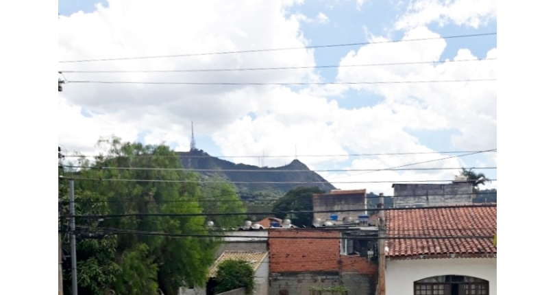 Casa à venda no Bairro da Vila Clarice na Rua José Tomás de Sousa