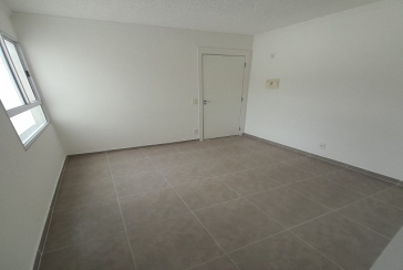 OPORTUNIDADE: Apartamento à venda no Bairro do Jaraguá na Avenida Doutor José Maneiro 85