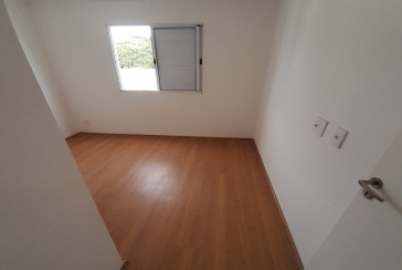 OPORTUNIDADE: Apartamento à venda no Bairro do Jaraguá na Avenida Doutor José Maneiro 85