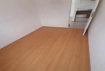 OPORTUNIDADE: Apartamento à venda no Bairro do Jaraguá na Avenida Doutor José Maneiro 85