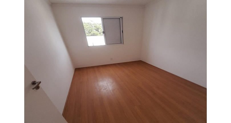 OPORTUNIDADE: Apartamento à venda no Bairro do Jaraguá na Avenida Doutor José Maneiro 85