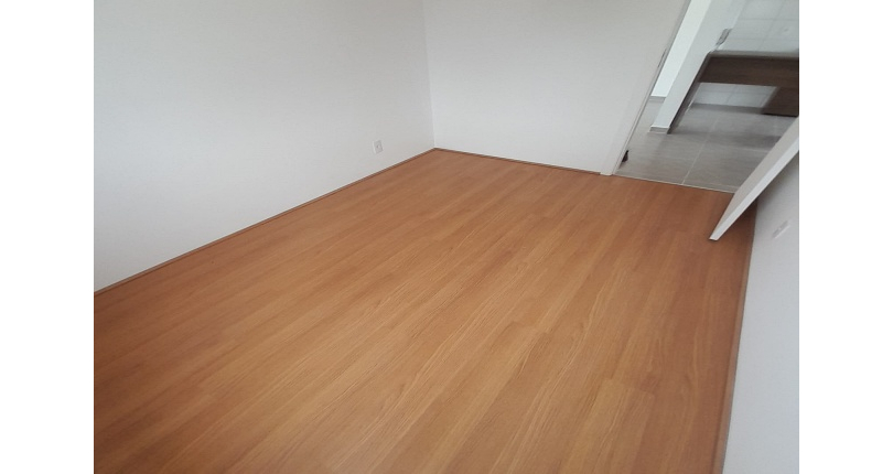 OPORTUNIDADE: Apartamento à venda no Bairro do Jaraguá na Avenida Doutor José Maneiro 85