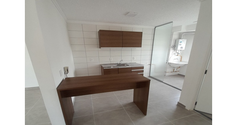 OPORTUNIDADE: Apartamento à venda no Bairro do Jaraguá na Avenida Doutor José Maneiro 85