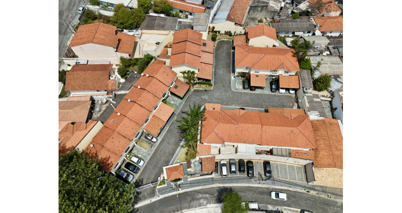 Sobrado à venda Rua Vicente Ferreira, 57, Jaguaré - Imóveis à Venda