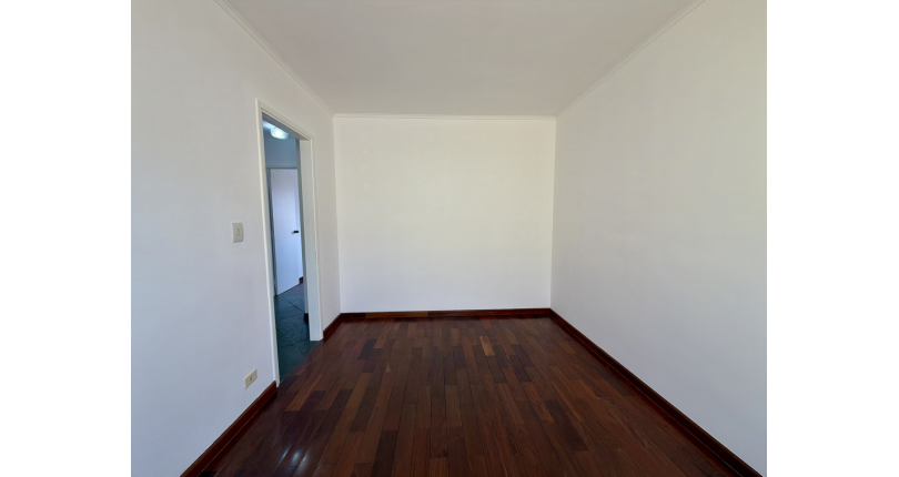 Sobrado à venda Rua Vicente Ferreira, 57, Jaguaré - Imóveis à Venda