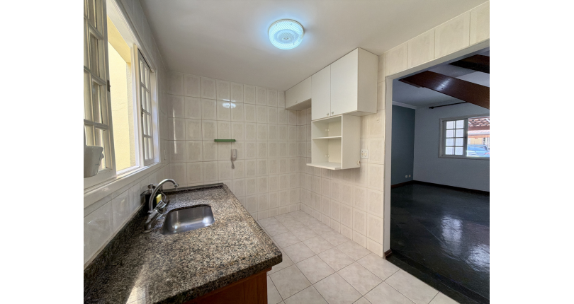 Sobrado à venda Rua Vicente Ferreira, 57, Jaguaré - Imóveis à Venda