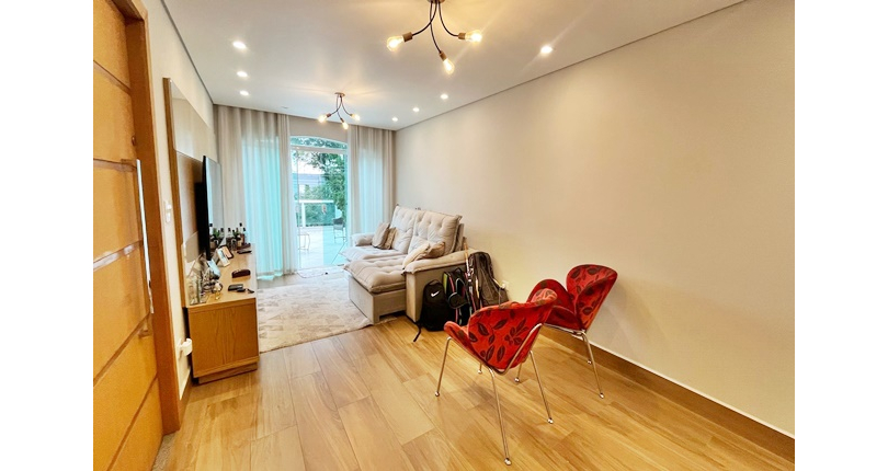 Sobrado à venda no Bairro do Jardim Líbano na Rua Maestro João de Souza Lima,