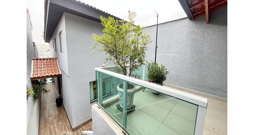 Sobrado à venda no Bairro do Jardim Líbano na Rua Maestro João de Souza Lima,