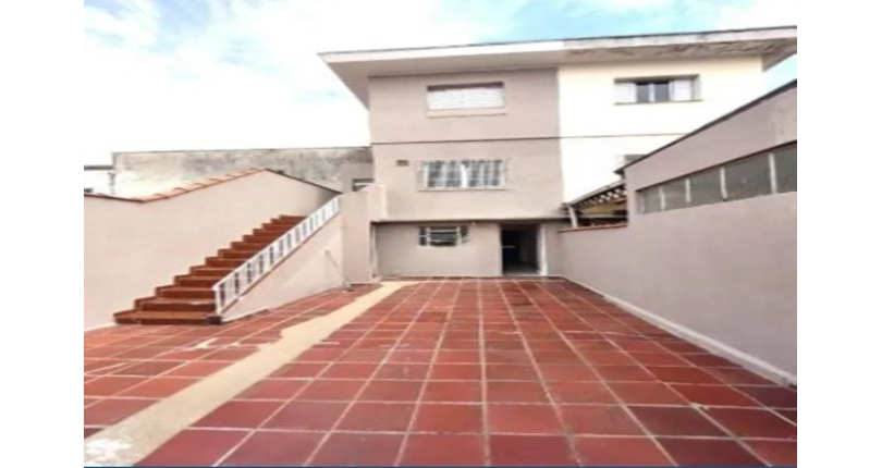 Ótimo Sobrado à venda no Bairro do Jardim Santo Elias na Rua Frederico Jacobi