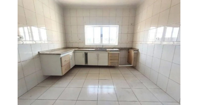 Ótimo Sobrado à venda no Bairro do Jardim Santo Elias na Rua Frederico Jacobi