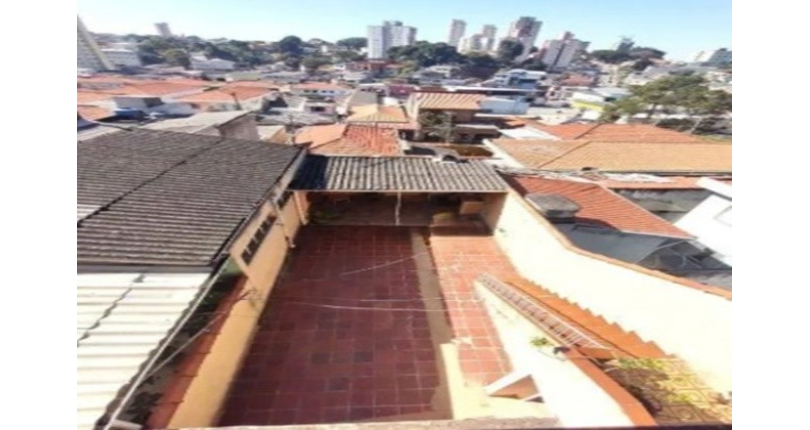 Ótimo Sobrado à venda no Bairro do Jardim Santo Elias na Rua Frederico Jacobi