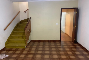 Sobrado à venda no Bairro do Parque São Domingos na Rua Armando Martino,