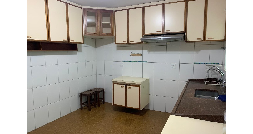 Sobrado à venda no Bairro do Parque São Domingos na Rua Armando Martino,