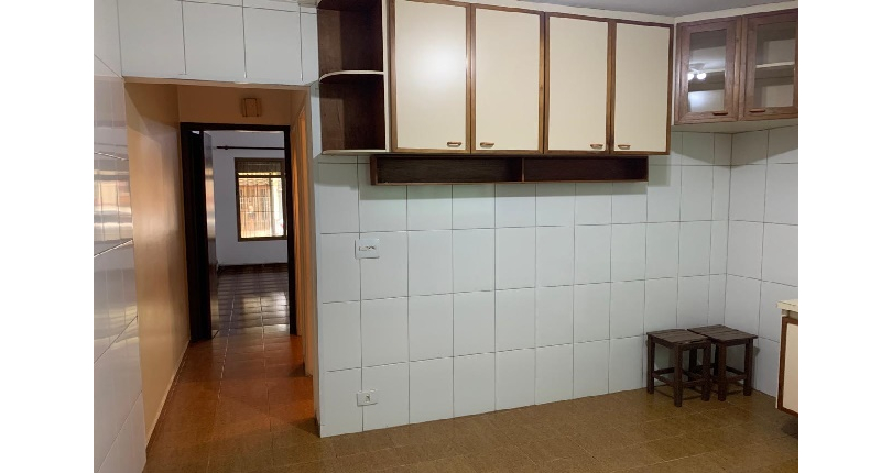 Sobrado à venda no Bairro do Parque São Domingos na Rua Armando Martino,