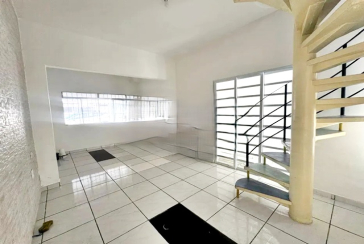  Sobrado à venda no Bairro da Vila Clarice na Travessa Stephan Jagochitz Filho,