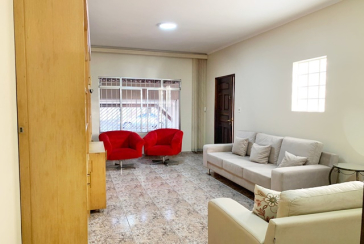 Sobrado à venda no Bairro do Jardim São João (Jaraguá) na Rua Alto Jurupari, 