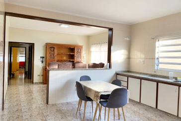 Sobrado à venda no Bairro do Jardim São João (Jaraguá) na Rua Alto Jurupari, 