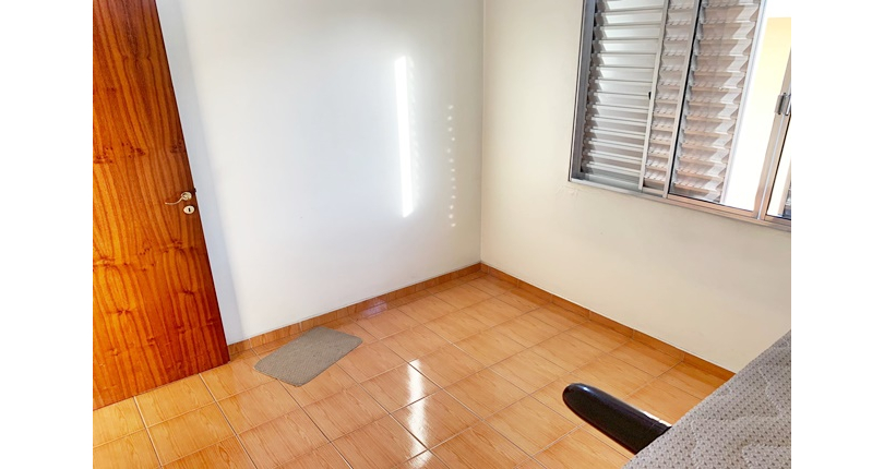 Sobrado à venda no Bairro do Jardim São João (Jaraguá) na Rua Alto Jurupari, 