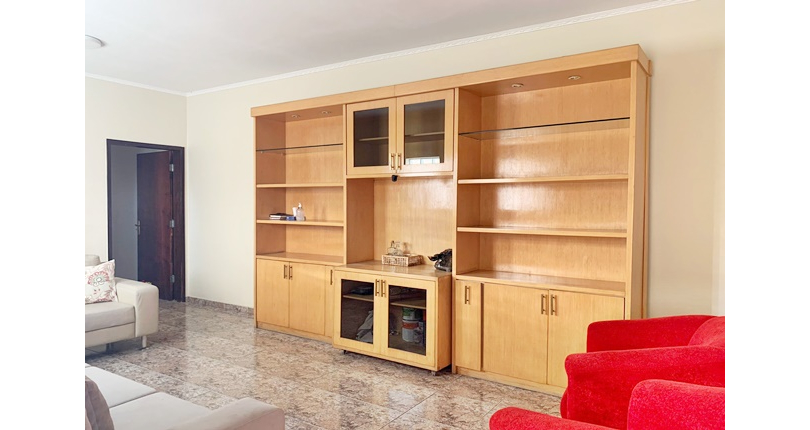 Sobrado à venda no Bairro do Jardim São João (Jaraguá) na Rua Alto Jurupari, 