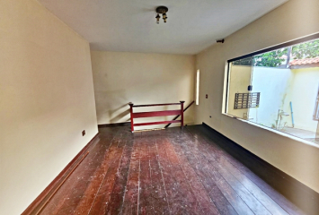 Casa à venda no Bairro do Jardim Santo Elias na Rua Romão Martins,