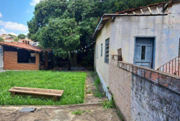 Sobrado à venda no Bairro da Vila Mangalot na Rua José Ataliba Ortiz