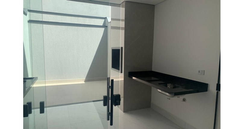 BELO Sobrado novo à venda no Bairro do Jardim Felicidade (Zona Oeste) na Rua Manuel Furtado 214,