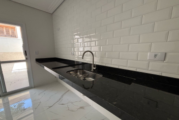 Lindo Sobrado novo à venda no Bairro do Parque São Domingos na Rua Agostinho dos Santos 308, 