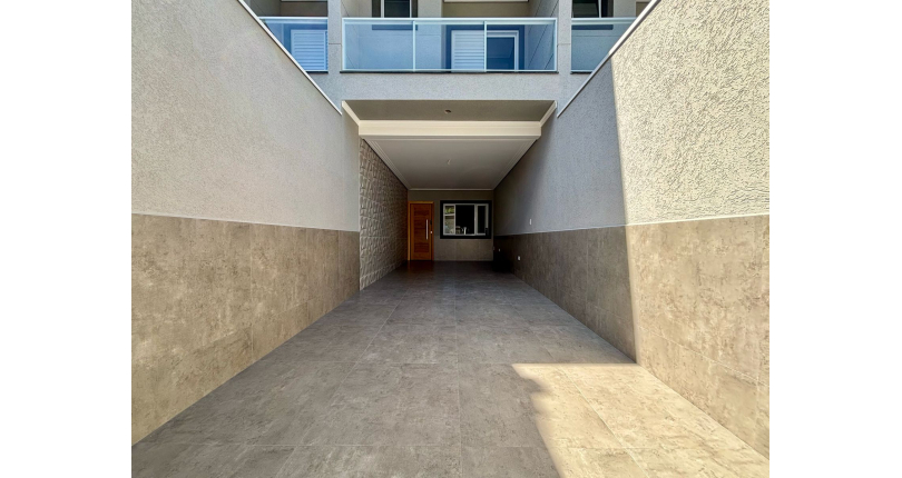 Lindo Sobrado novo à venda no Bairro do Parque São Domingos na Rua Agostinho dos Santos 308, 