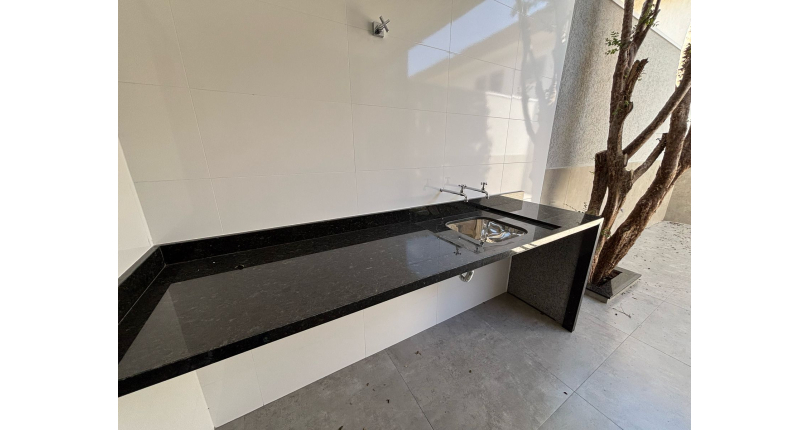 Lindo Sobrado novo à venda no Bairro do Parque São Domingos na Rua Agostinho dos Santos 308, 