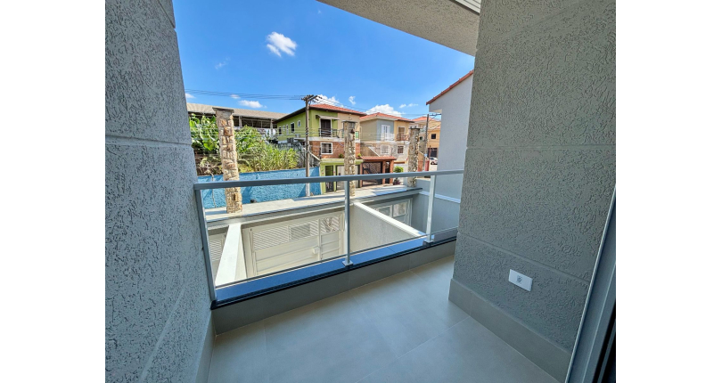 Lindo Sobrado novo à venda no Bairro do Parque São Domingos na Rua Agostinho dos Santos 308, 