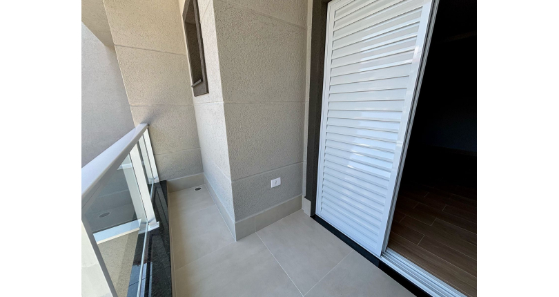 Lindo Sobrado novo à venda no Bairro do Parque São Domingos na Rua Agostinho dos Santos 308, 