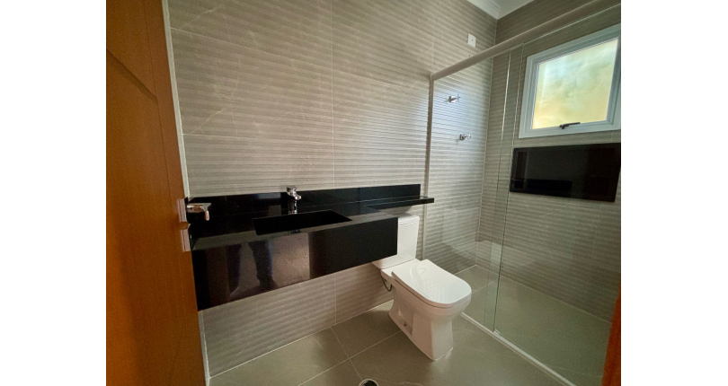 Lindo Sobrado novo à venda no Bairro do Parque São Domingos na Rua Agostinho dos Santos 308, 