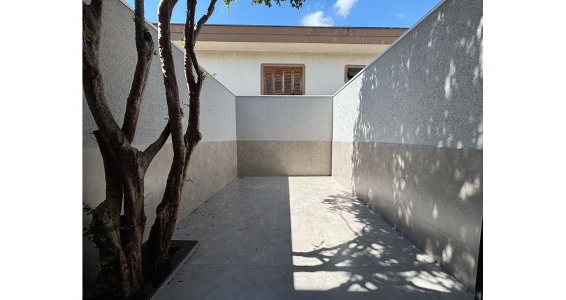 Lindo Sobrado novo à venda no Bairro do Parque São Domingos na Rua Agostinho dos Santos 310, 