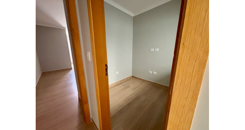 Lindo Sobrado novo à venda no Bairro do Parque São Domingos na Rua Agostinho dos Santos 310, 