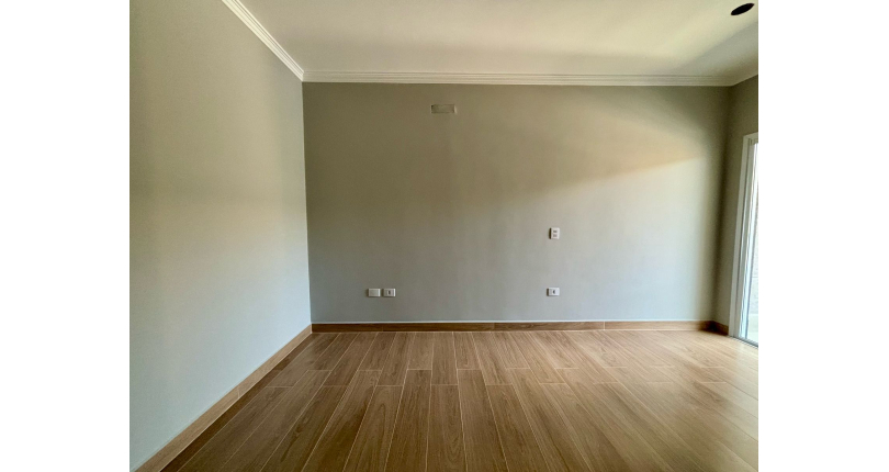 Lindo Sobrado novo à venda no Bairro do Parque São Domingos na Rua Agostinho dos Santos 310, 